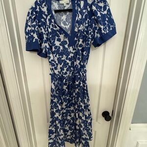 Elegant Blue Floral Dress